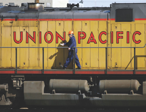 Large rail union backs Union Pacific-Norfolk Southern deal