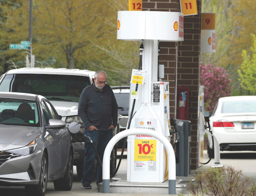 Consumer confidence index declines slightly in October