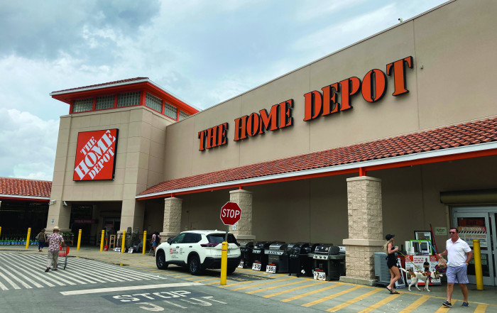 Earns Home Depot